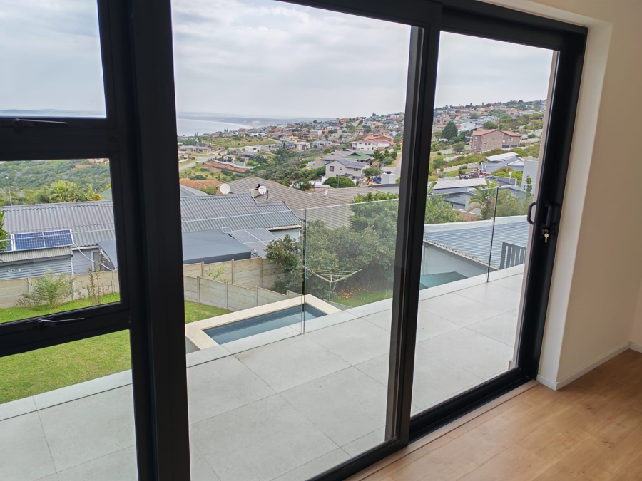 4 Bedroom Property for Sale in Dana Bay Western Cape